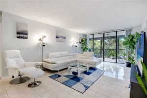 2804 N 46th Ave, Hollywood, FL 33021, Sold 05/30/25