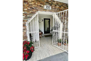 1818 NW 3rd St, Miami, FL 33125, Sold 05/31/25