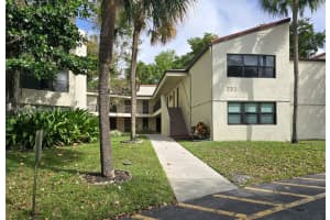 2313 S Cypress Bend Dr 123a, Pompano Beach