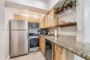 8617 SW 68th Ct, Miami, FL 33143, Sold 05/23/25