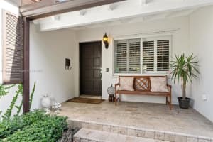 5820 SW 25th St, Miami, FL 33155, Sold 08/04/25