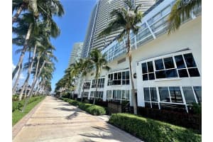 400 Alton Rd, Miami Beach, FL 33139, Sold 06/23/25