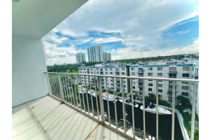 1700 Nw N River Dr 805, Miami