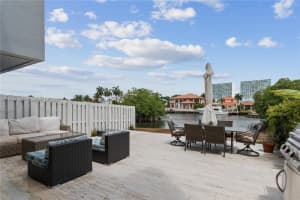 387 Poinciana Dr 1211, Sunny Isles Beach