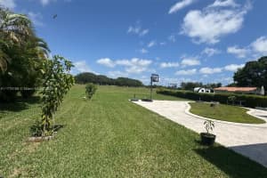 1025 Hunting Lodge Dr, Miami Springs, FL 33166 - MLS#A11779168