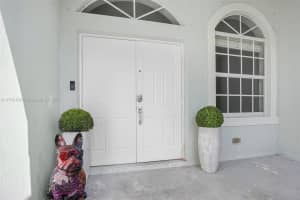 2821 Augusta Dr Homestead, FL 33035 - MLS#A11779196