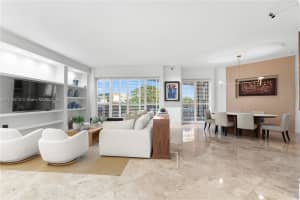 10 Edgewater Dr APT 3E, Coral Gables, FL 33133, - MLS#A11779213
