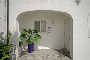 6941 W 19th Ct, Hialeah, FL 33014, Sold 05/23/25
