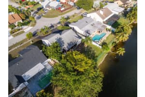8380 NW 7th St, Pembroke Pines, FL 33024, Sold 05/30/25