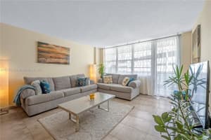 3725 S Ocean Dr APT 1015, Hollywood, FL 33019, - MLS#A11779526
