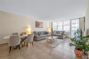3725 S Ocean Dr APT 1015, Hollywood, FL 33019, - MLS#A11779526