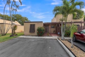 1341 E Golfview Dr, Pembroke Pines, FL 33026, Sold 08/15/25