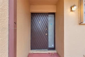 1341 E Golfview Dr, Pembroke Pines, FL 33026, Sold 08/15/25