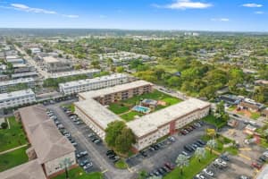 5300 Washington St APT E209, Hollywood, FL 33021, - MLS#A11779630