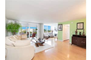 1100 St Charles Pl, Pembroke Pines, FL 33026, Sold 05/28/25
