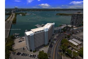 7904 West Drive Penthouse North Bay Village, FL 33141 - MLS#A11779874