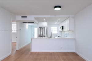 9311 Orange Grove Dr APT 314, Davie, FL 33324, Sold 07/01/25