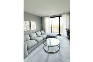 20301 W Country Club Dr APT 830, Aventura, FL 33180, - MLS#A11779955