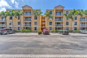 619 E Sheridan St 406, Dania Beach