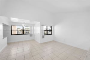10296 NW 9th St Cir, Miami, FL 33172, Sold 06/06/25
