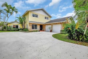 1780 Sw 51st Ter, Plantation