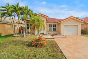 14261 N Royal Cove Cir, Davie, FL 33325, Sold 07/18/25