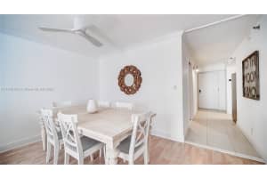 2401 Collins Ave APT 904, Miami Beach, FL 33140, - MLS#A11780194