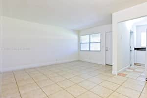 270 Layne Blvd 113, Hallandale Beach, FL 33009 - MLS#A11780211