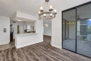 105 Lake Emerald Dr 211, Oakland Park