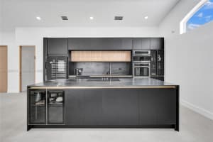 3371 Sw 51st St, Hollywood