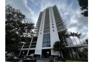 10 Sw South River Dr 812, Miami