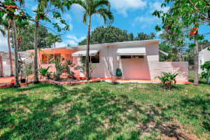 7421 Simms St, Hollywood, FL 33024, Sold 09/05/25