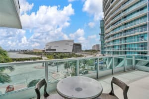 900 Biscayne Blvd 501, Miami