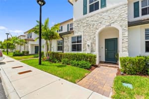12204 Nw 23rd Ct Miami, FL 33167 - MLS#A11780350