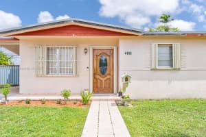 4155 SW 98th Ave, Miami, FL 33165, Sold 07/24/25
