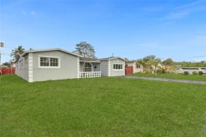 7320 Biltmore Blvd Miramar, FL 33023 - MLS#A11780536