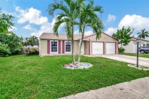 5279 Canal Cir W, Greenacres, FL 33467, Sold 07/25/25