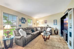 5279 Canal Cir W, Greenacres, FL 33467, Sold 07/25/25