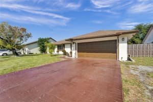 731 SW 99th Ave, Pembroke Pines, FL 33025, Sold 05/27/25
