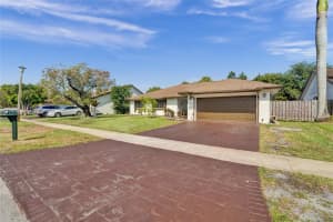 731 SW 99th Ave, Pembroke Pines, FL 33025, Sold 05/27/25