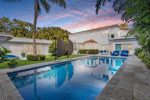 2550 Flamingo Dr, Miami Beach