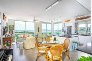 7900 Harbor Island Dr 1026, North Bay Village