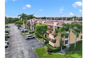 6106 Coral Lake Dr, Margate, FL 33063, Sold 07/31/25