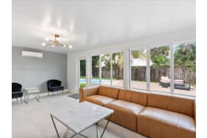 5731 Sw 54th Ter, Davie