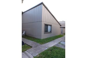 5820 Nw 21st St 39-c, Lauderhill
