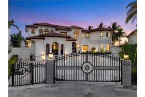 3300 Ne 171st St, North Miami Beach