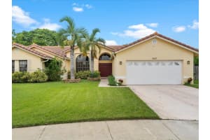 16621 Royal Poinciana Ct, Weston