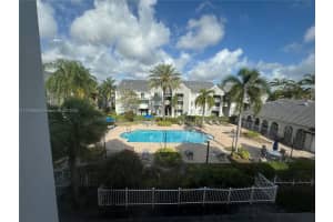 620 Sw 111th Ave 304 Pembroke Pines, FL 33025 - MLS#A11780929