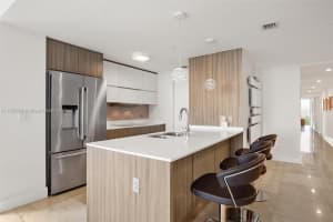 600 NE 27th St, Miami, FL 33137, Sold 07/23/25