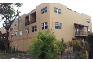 1300 W 53rd St APT 38, Hialeah, FL 33012, - MLS#A11781000